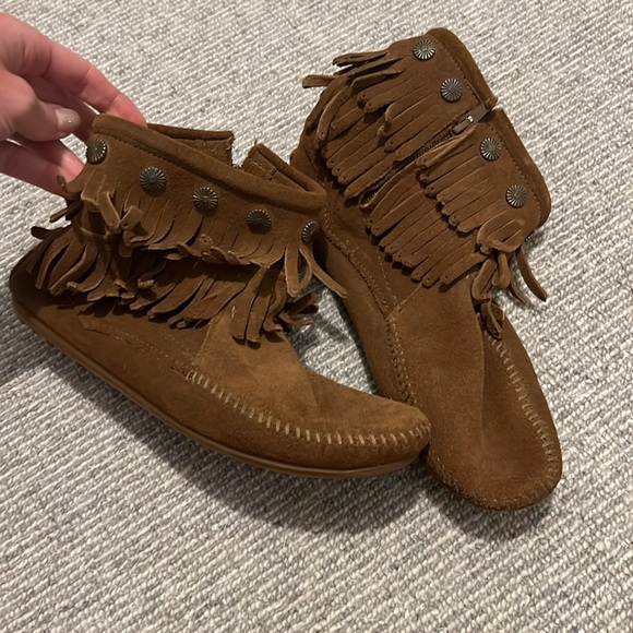 Moccasin booties. Real tan suede. Minnetonka brand. - Picture 3 of 3
